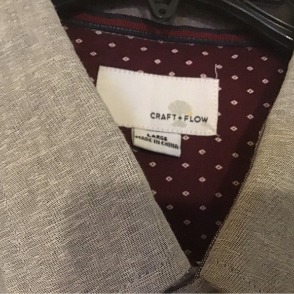 Craft and Flow button down shirt size large. Slim fit. - Picture 3 of 3